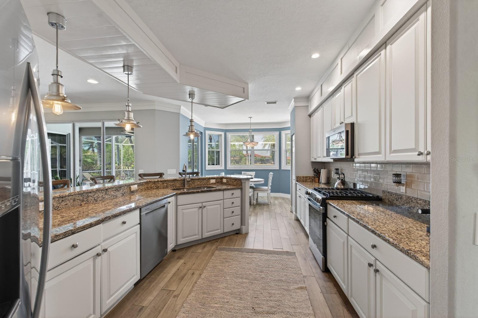 Image 16 of 79 For 6119 9th Avenue Circle Ne