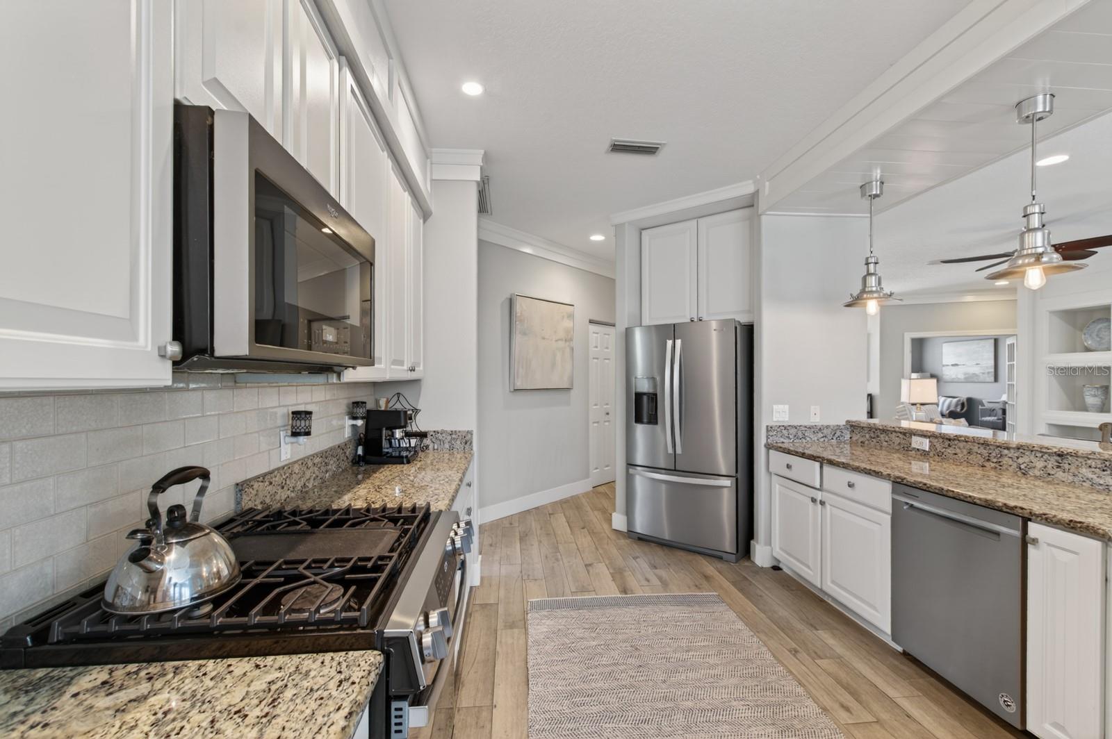 Image 21 of 79 For 6119 9th Avenue Circle Ne