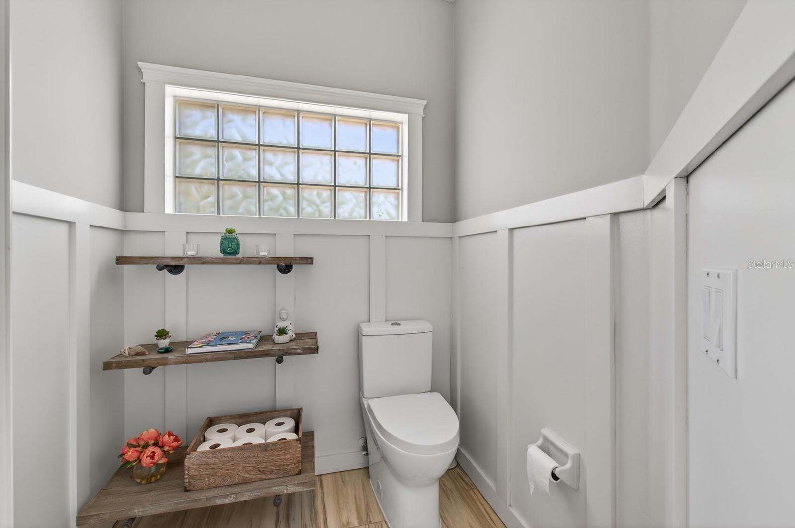 Image 31 of 79 For 6119 9th Avenue Circle Ne