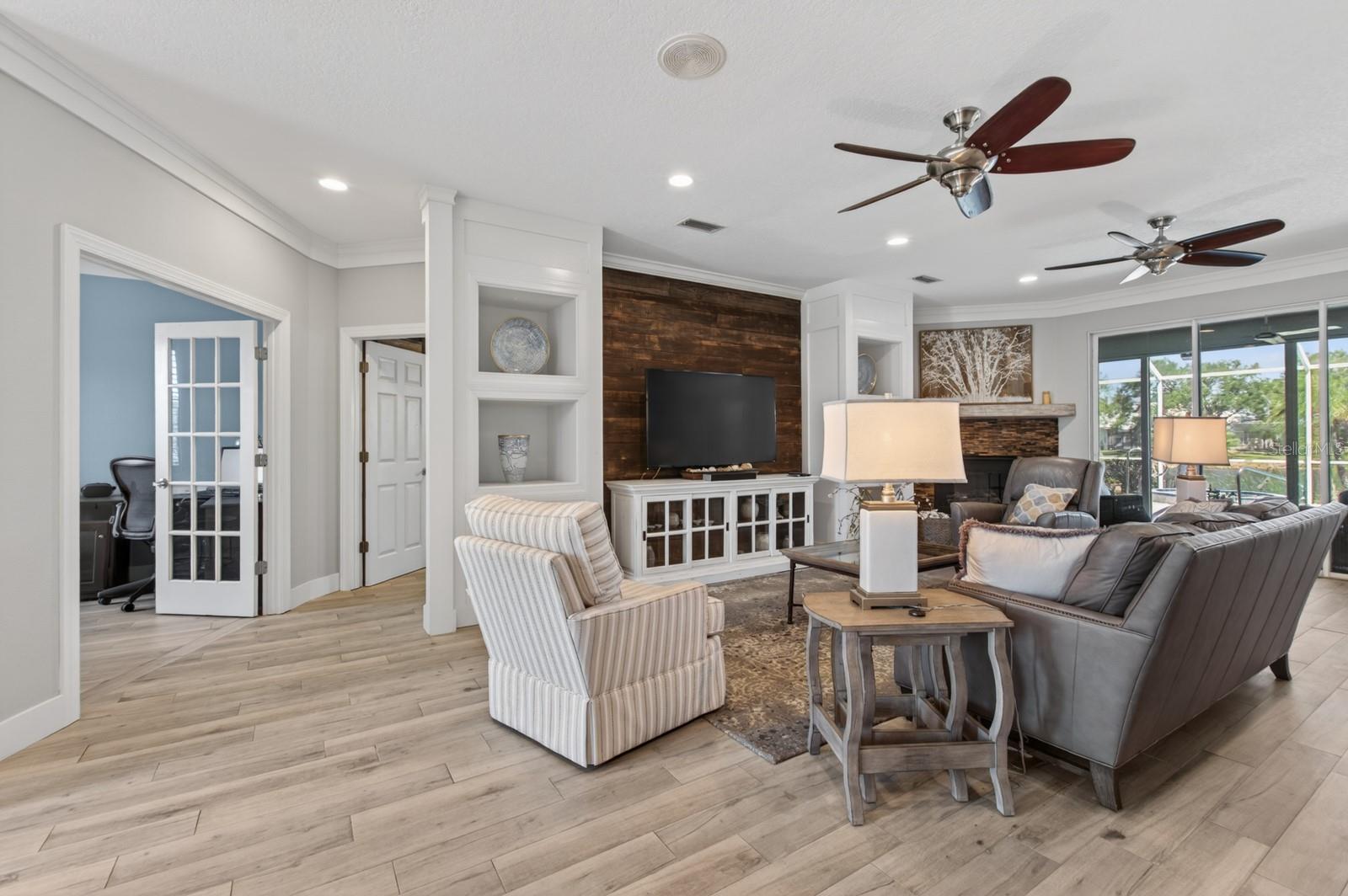 Image 4 of 79 For 6119 9th Avenue Circle Ne