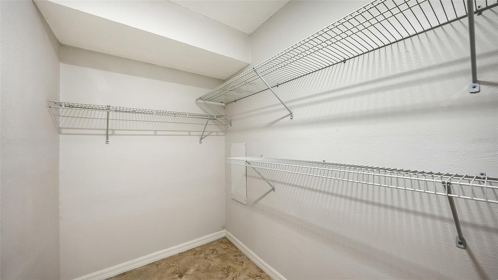 Image 21 of 57 For 1720 Glenhouse Drive 326