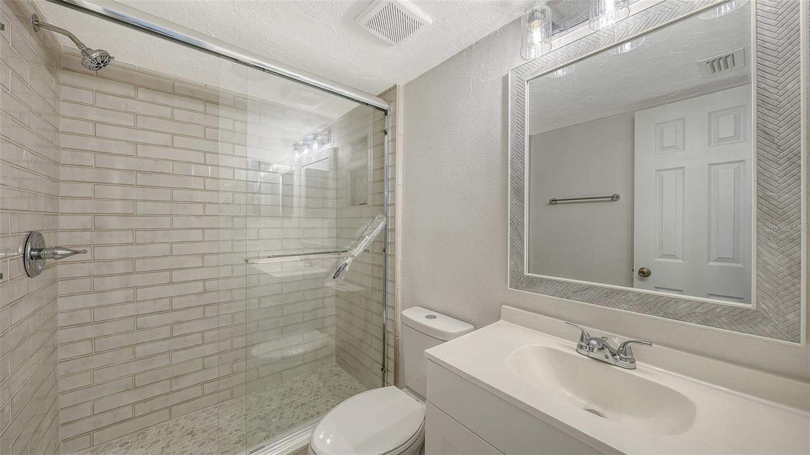 Image 22 of 57 For 1720 Glenhouse Drive 326