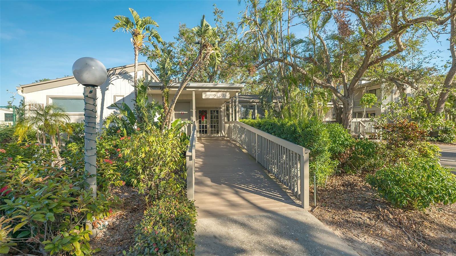 Image 29 of 57 For 1720 Glenhouse Drive 326