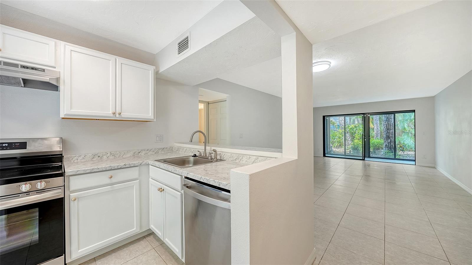 Image 3 of 57 For 1720 Glenhouse Drive 326