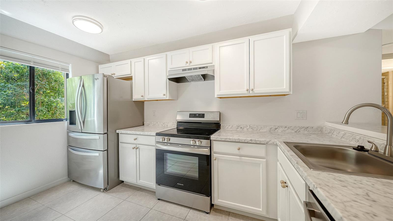 Image 4 of 57 For 1720 Glenhouse Drive 326