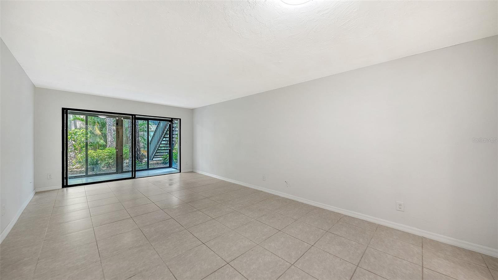 Image 9 of 57 For 1720 Glenhouse Drive 326
