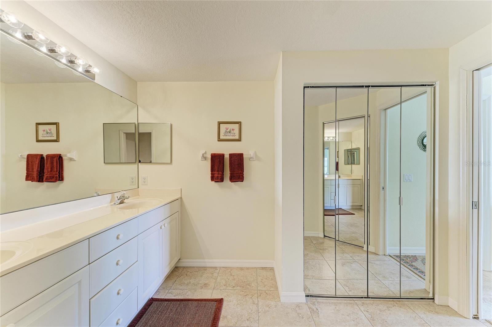 Image 23 of 51 For 6805 Fairview Terrace 23-101