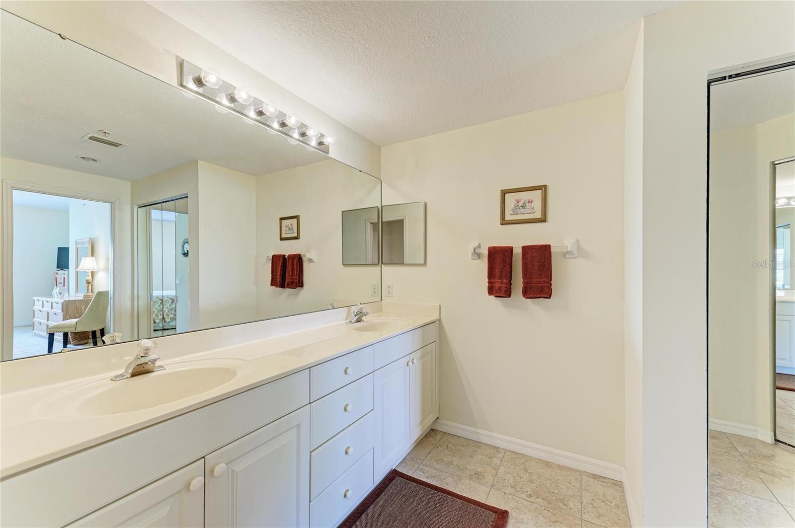 Image 24 of 51 For 6805 Fairview Terrace 23-101