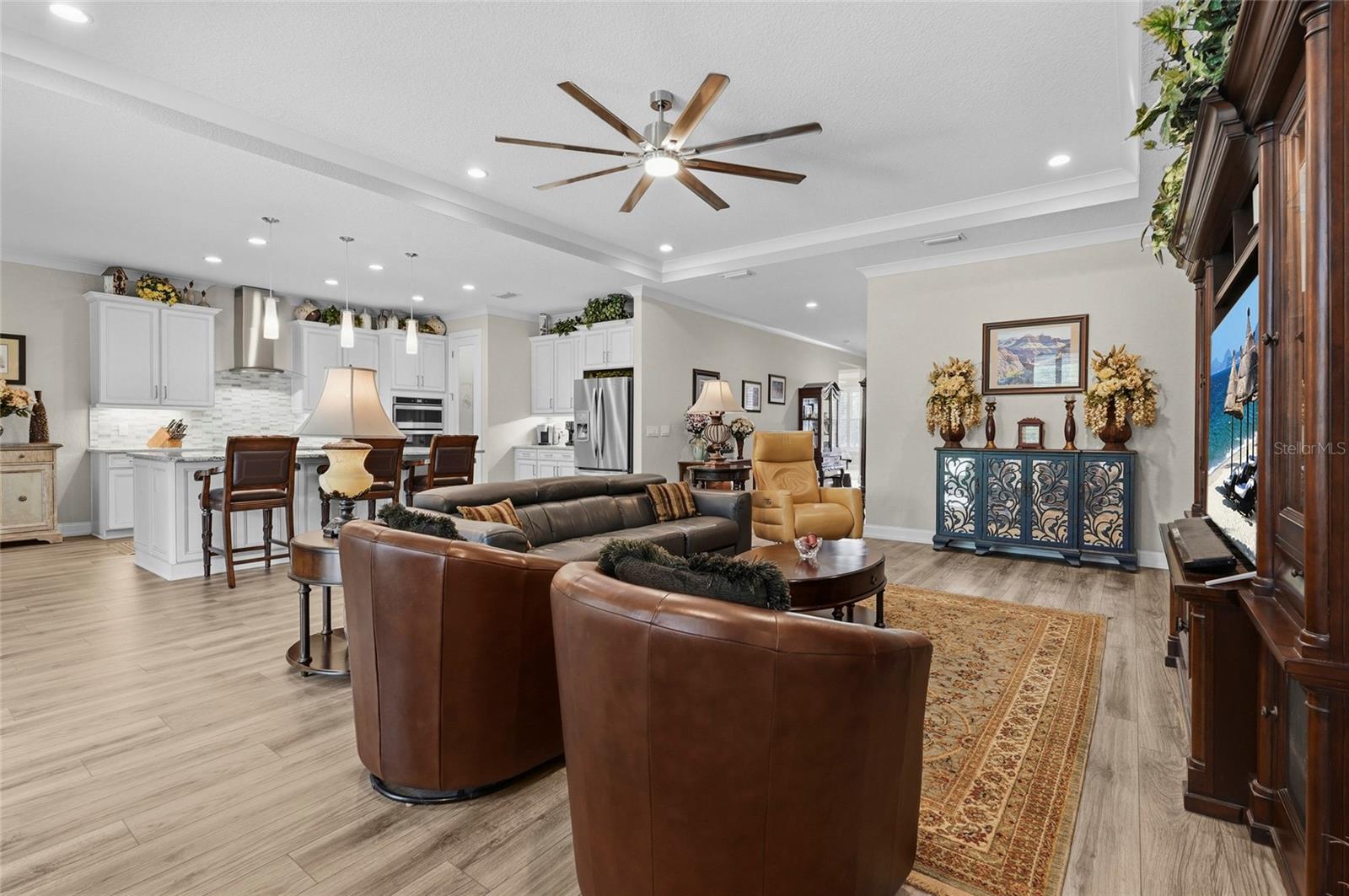 Image 9 of 81 For 617 Mistiflower Circle