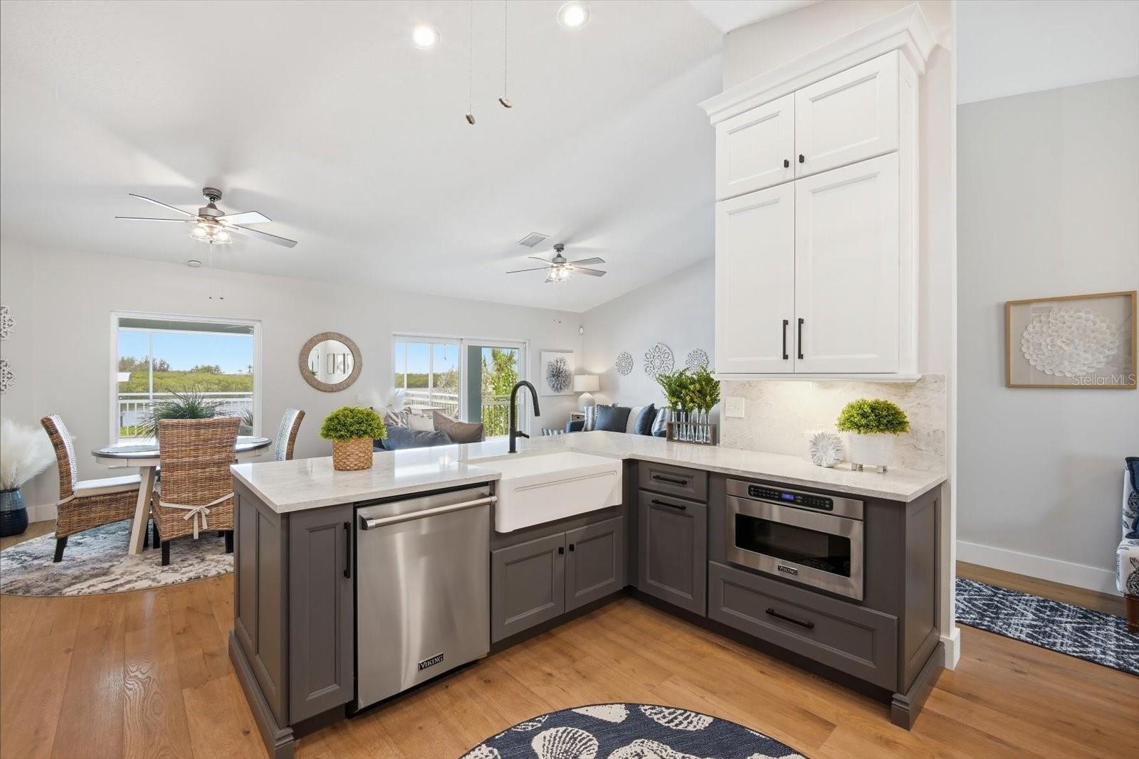 Image 18 of 68 For 4844 14th Avenue E