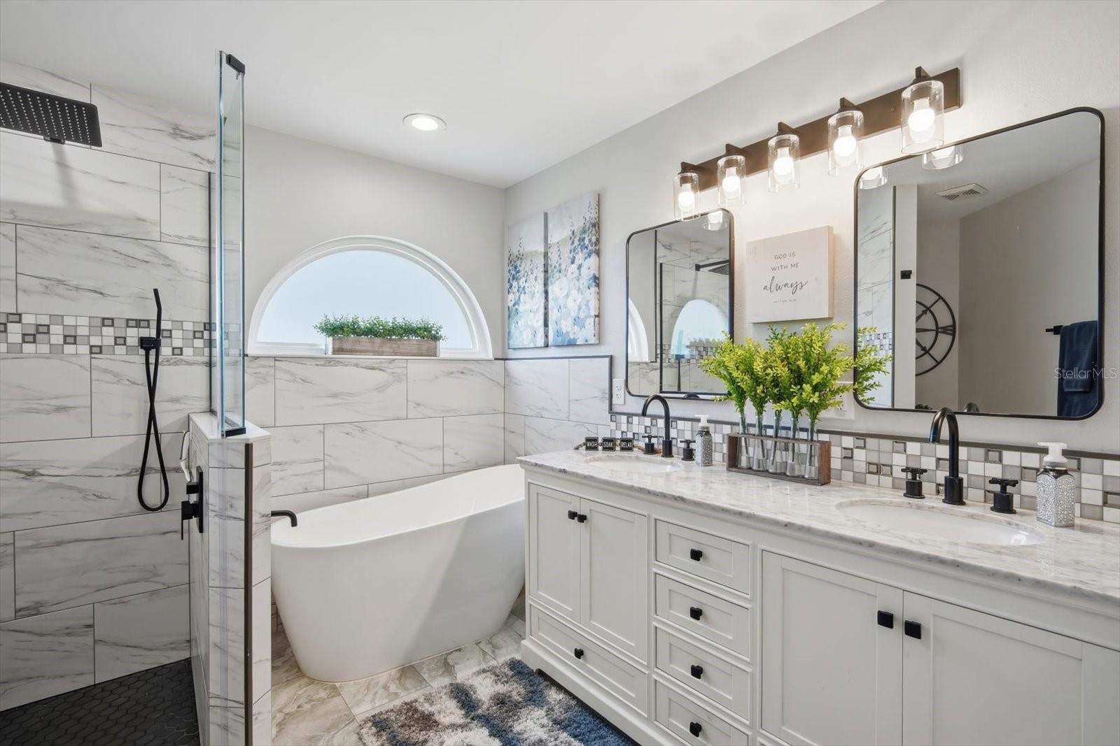 Image 31 of 68 For 4844 14th Avenue E