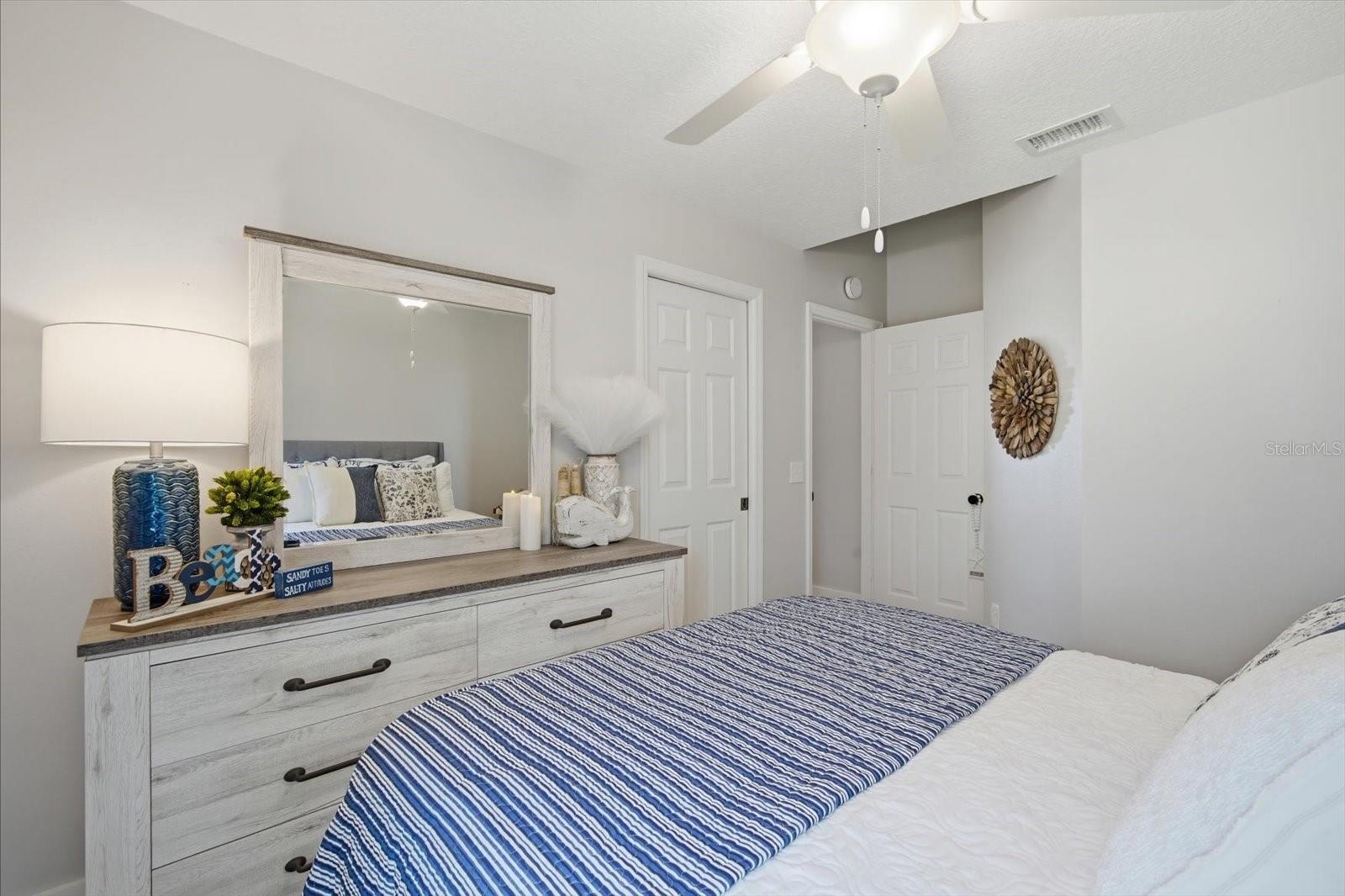 Image 36 of 68 For 4844 14th Avenue E