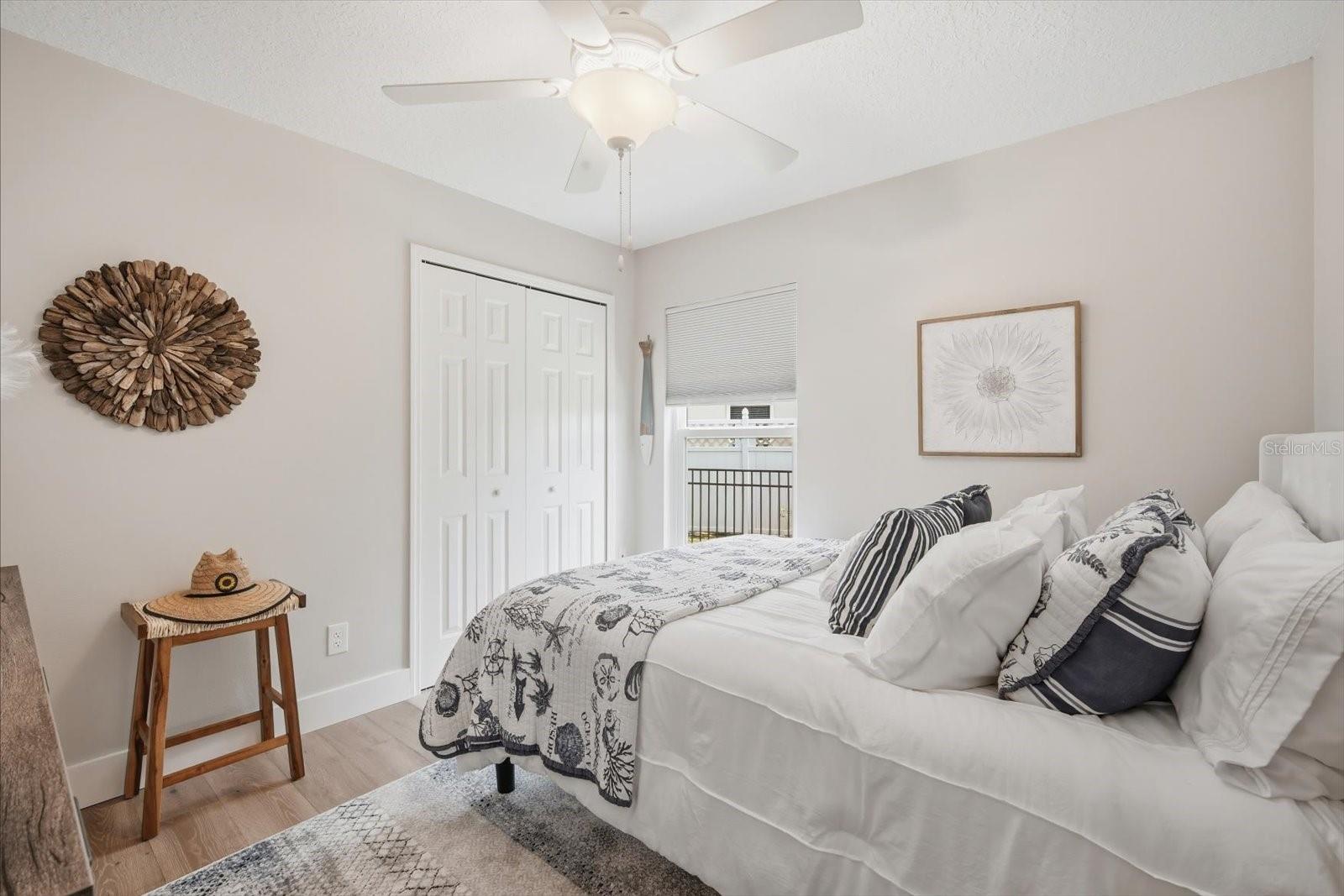 Image 37 of 68 For 4844 14th Avenue E