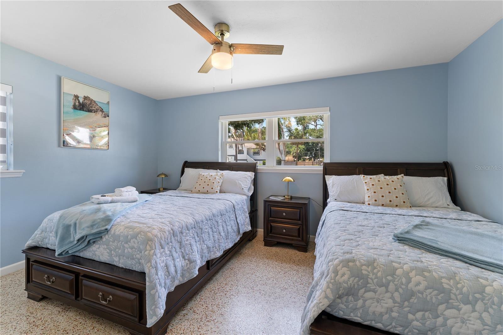 Image 12 of 48 For 138 Pearl Avenue