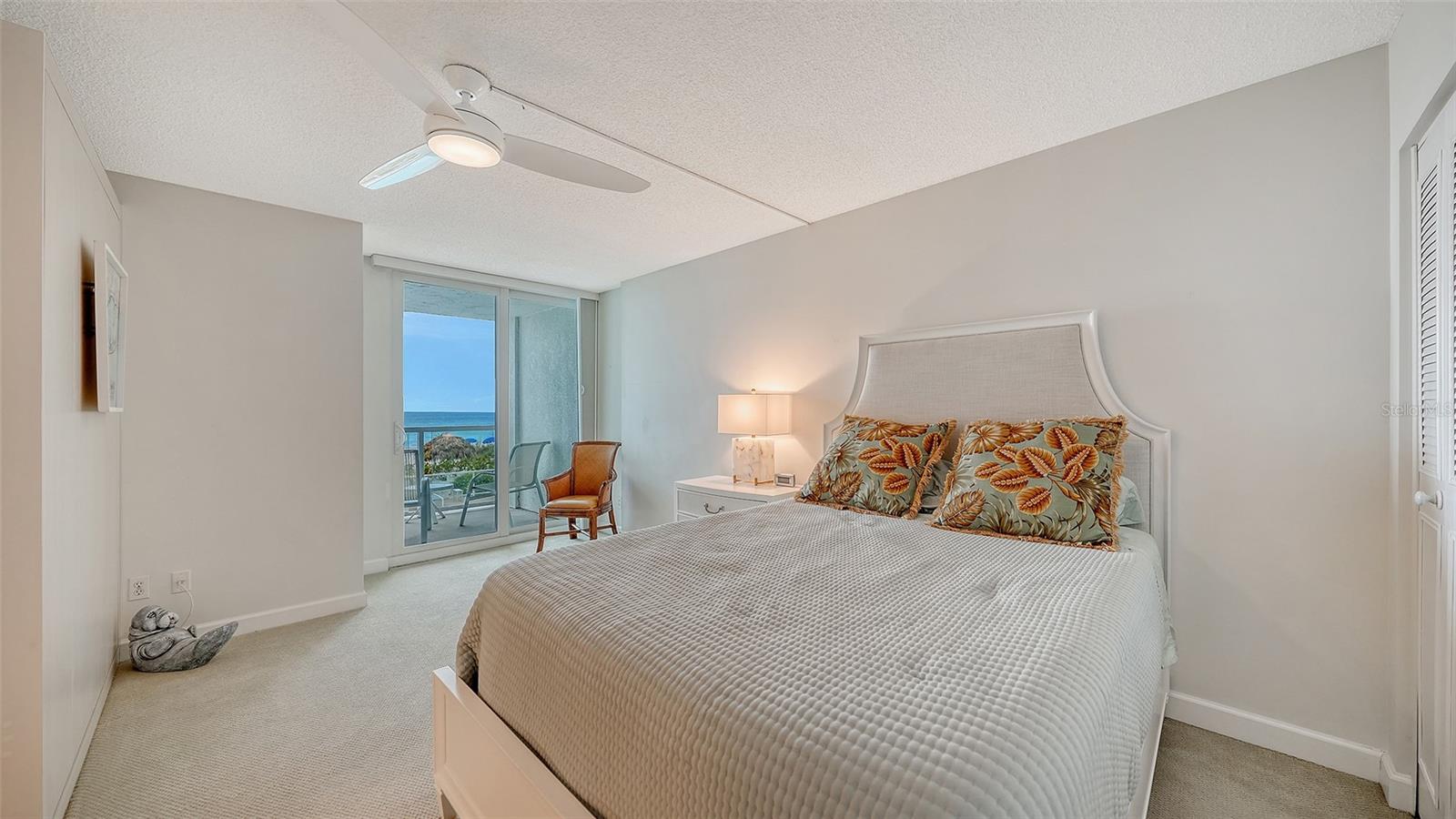 Image 13 of 31 For 2425 Gulf Of Mexico Drive 2e