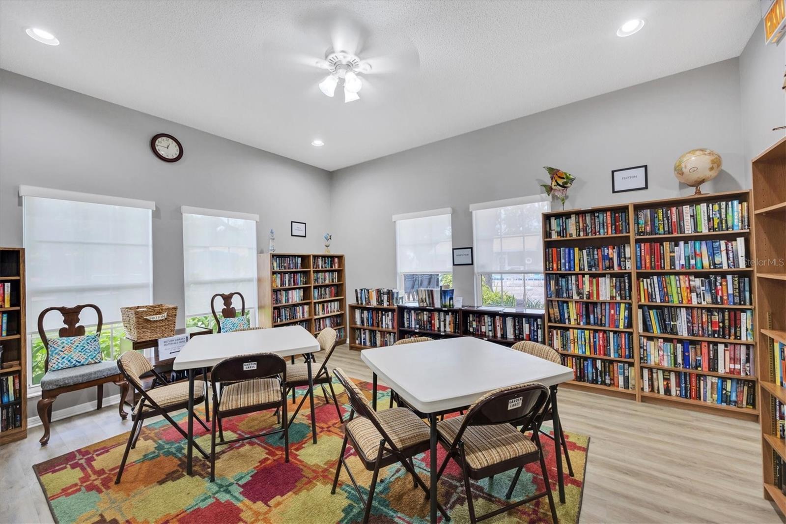 Listing photo id 28 for 5723 Garden Lakes Palm