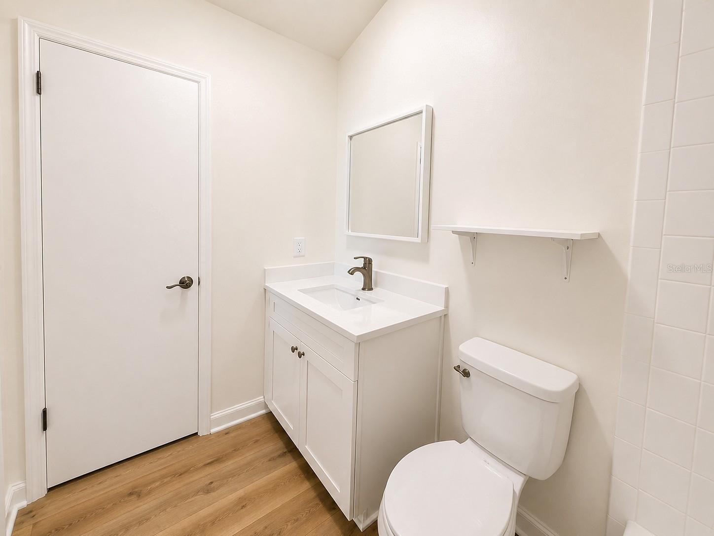 Image 16 of 23 For 607 Westland Avenue 19