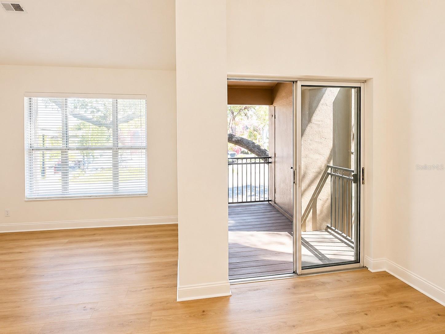 Image 22 of 23 For 607 Westland Avenue 19