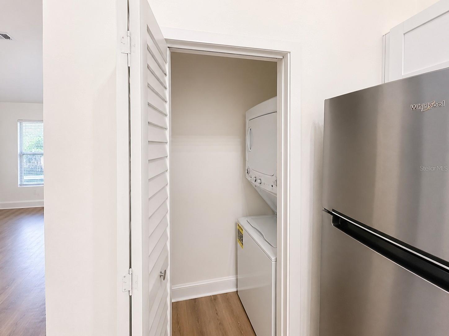 Image 7 of 23 For 607 Westland Avenue 19