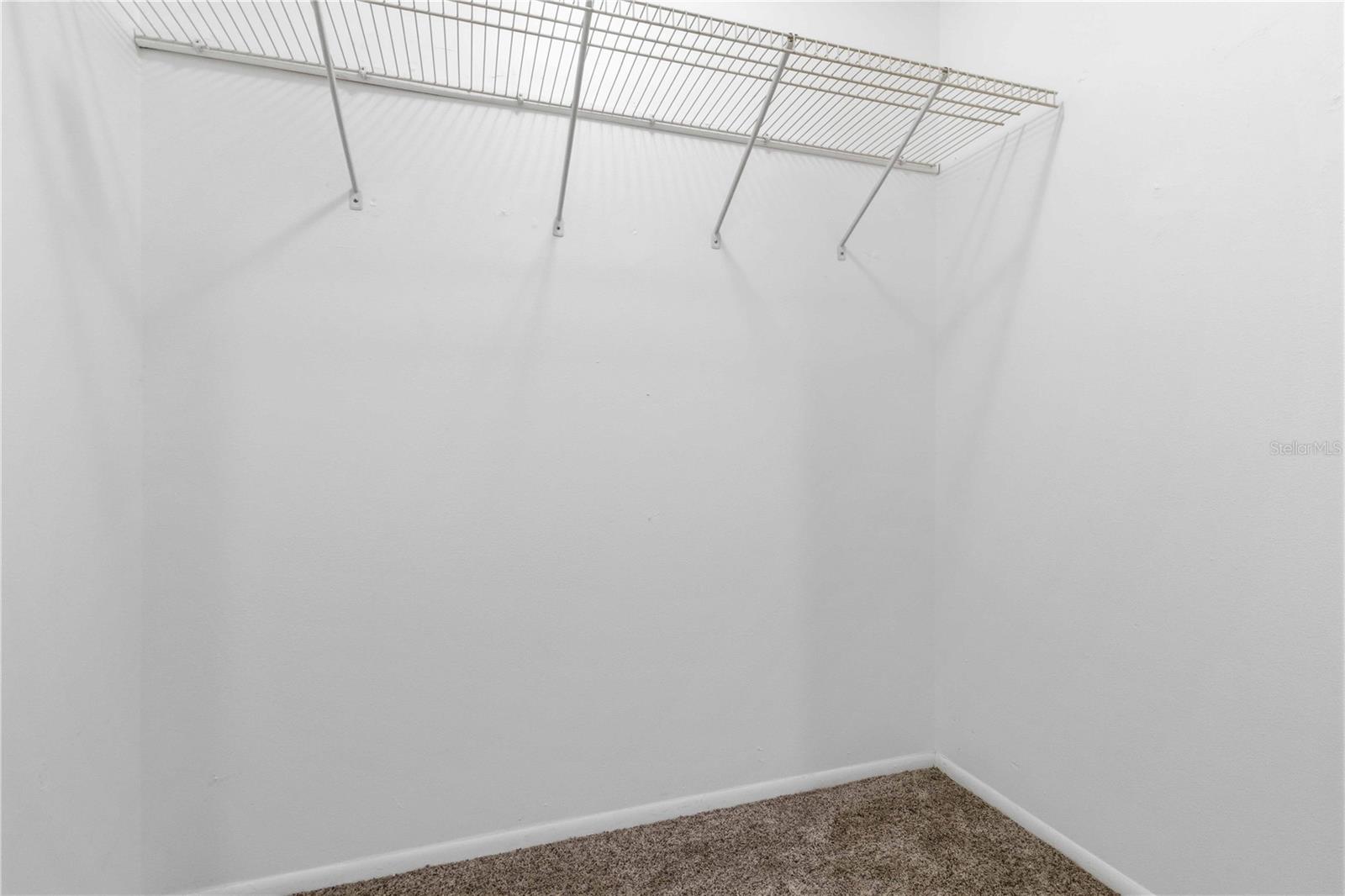 Image 24 of 37 For 1125 Longfellow Way 125-b