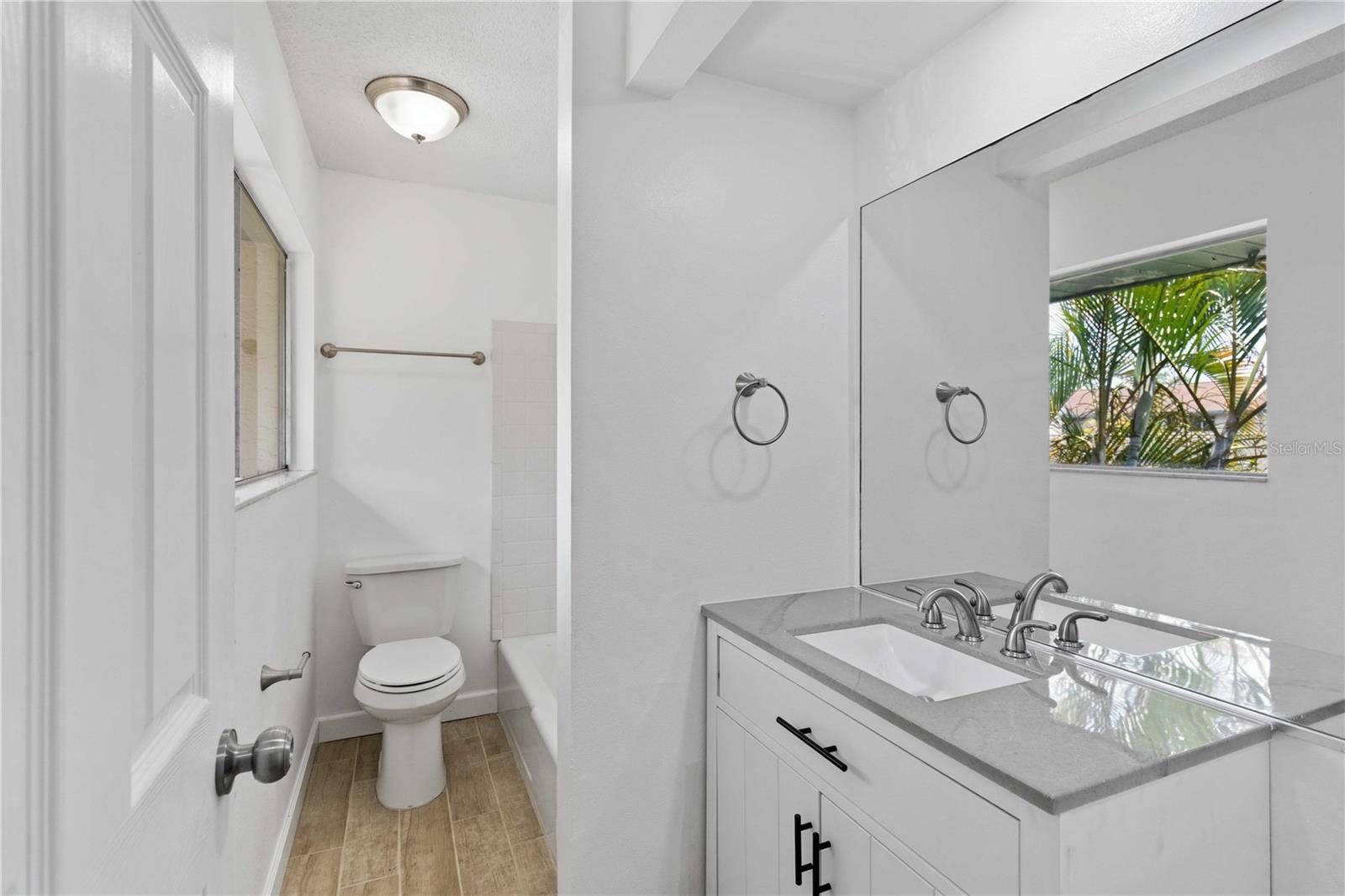 Image 27 of 37 For 1125 Longfellow Way 125-b