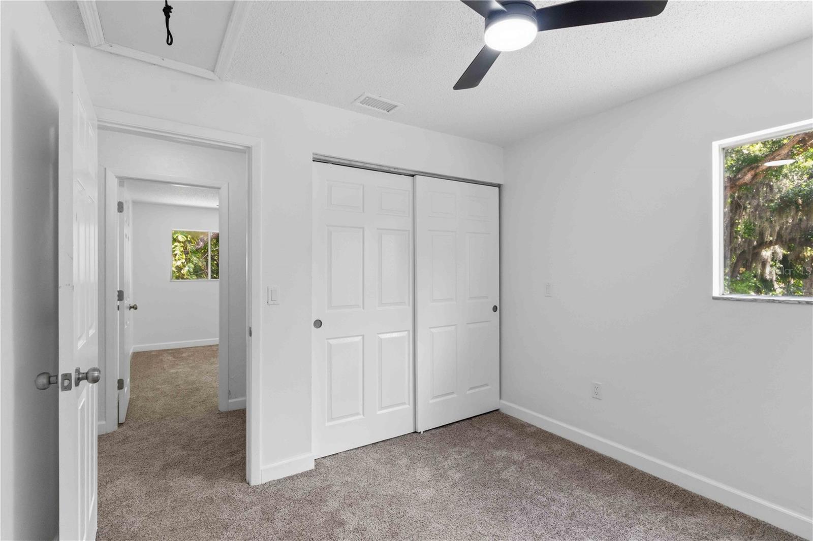 Image 29 of 37 For 1125 Longfellow Way 125-b