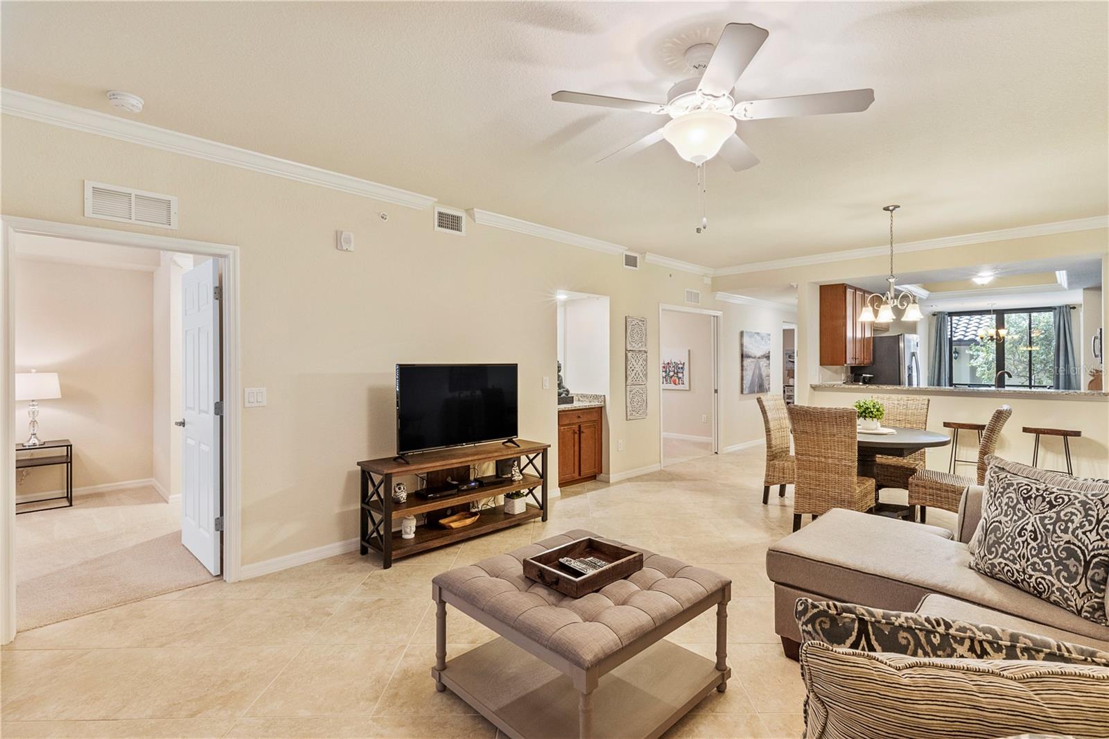 Image 6 of 48 For 5558 Palmer Circle 105