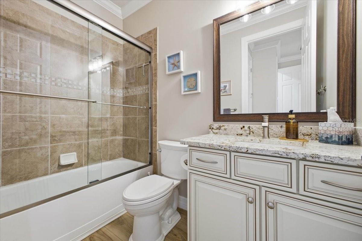 Listing photo id 19 for 6143 Belina Court