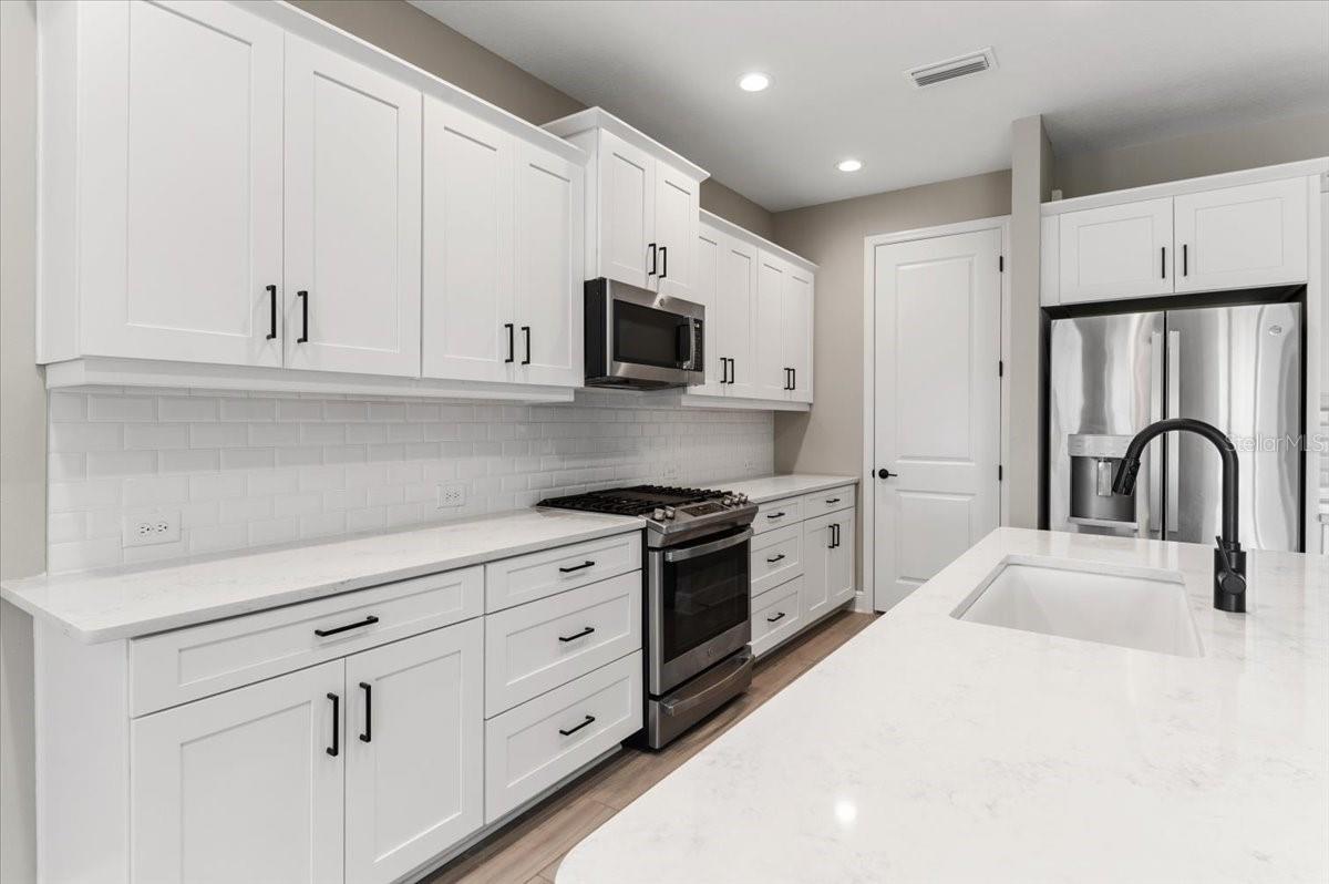 Image 11 of 60 For 10214 Crystal Isles Circle