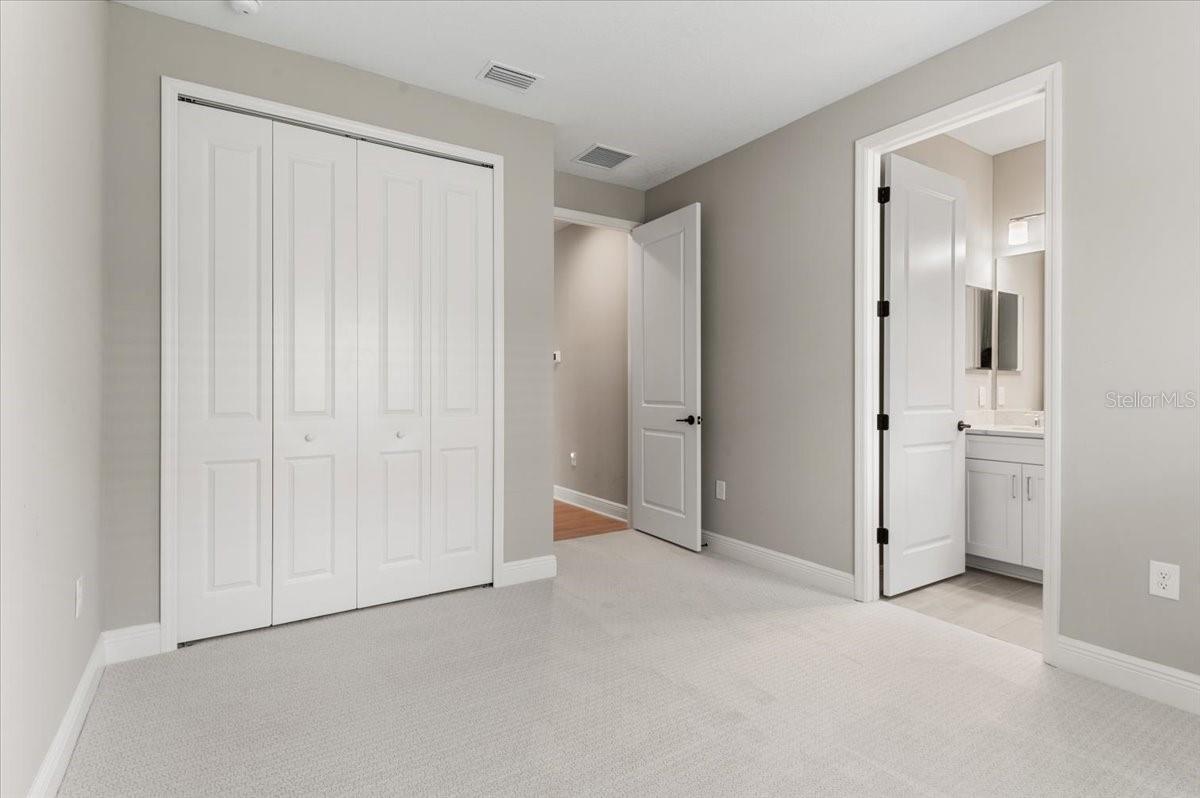 Image 32 of 60 For 10214 Crystal Isles Circle