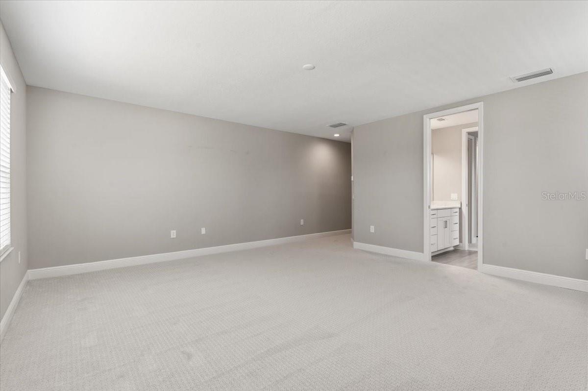 Image 39 of 60 For 10214 Crystal Isles Circle