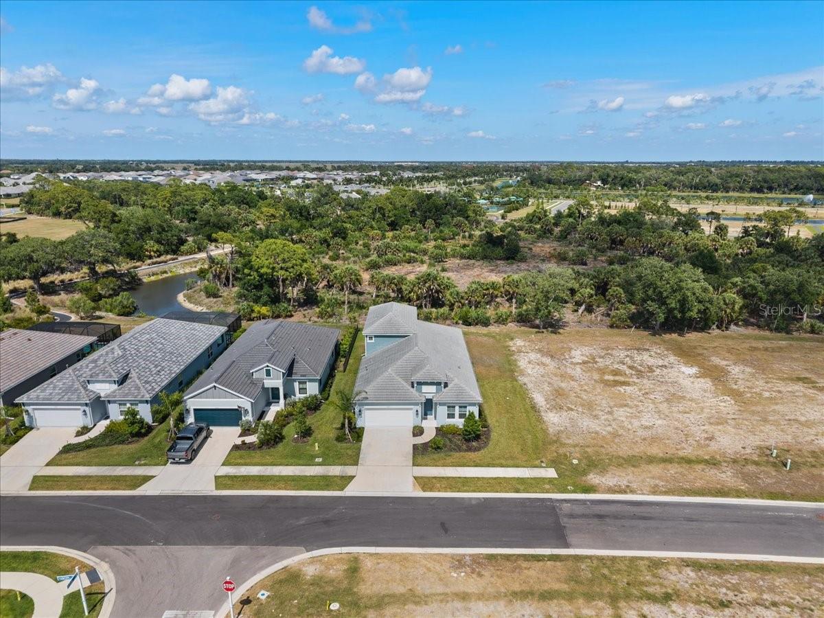 Image 48 of 60 For 10214 Crystal Isles Circle