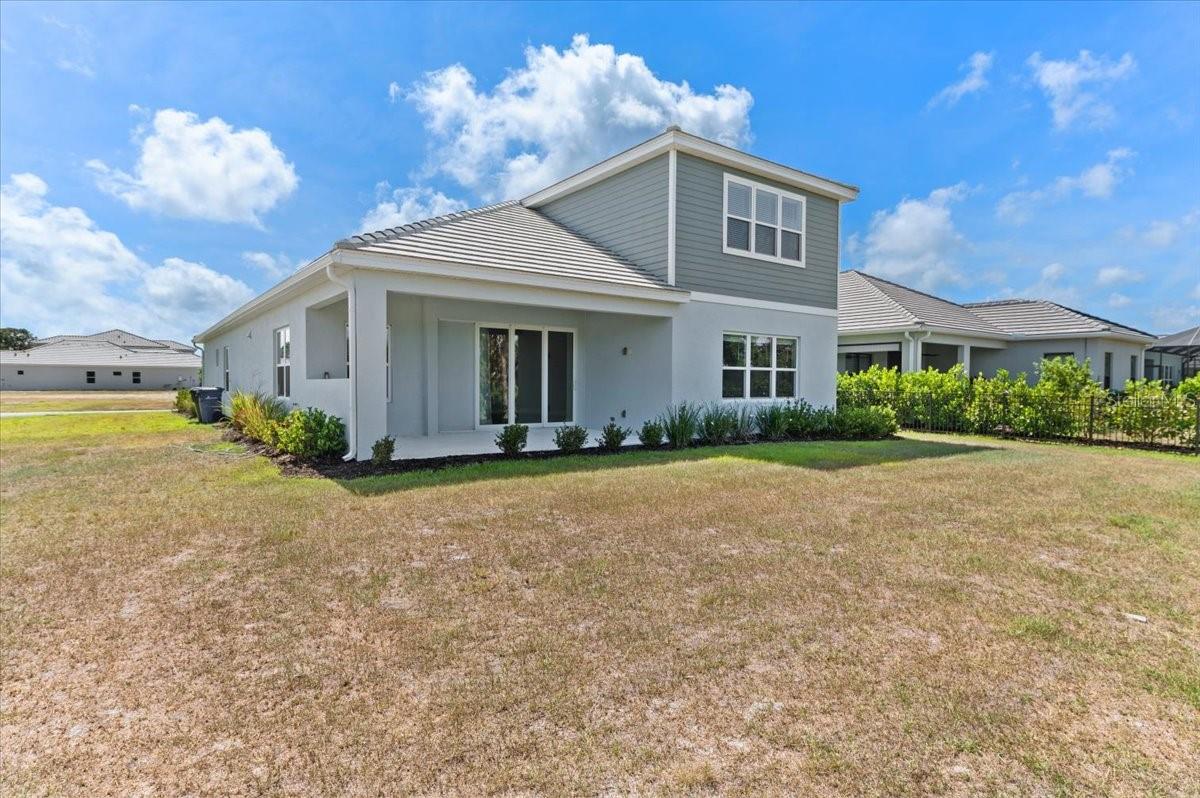 Image 5 of 60 For 10214 Crystal Isles Circle