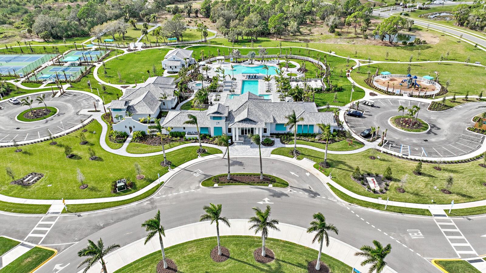 Image 50 of 60 For 10214 Crystal Isles Circle