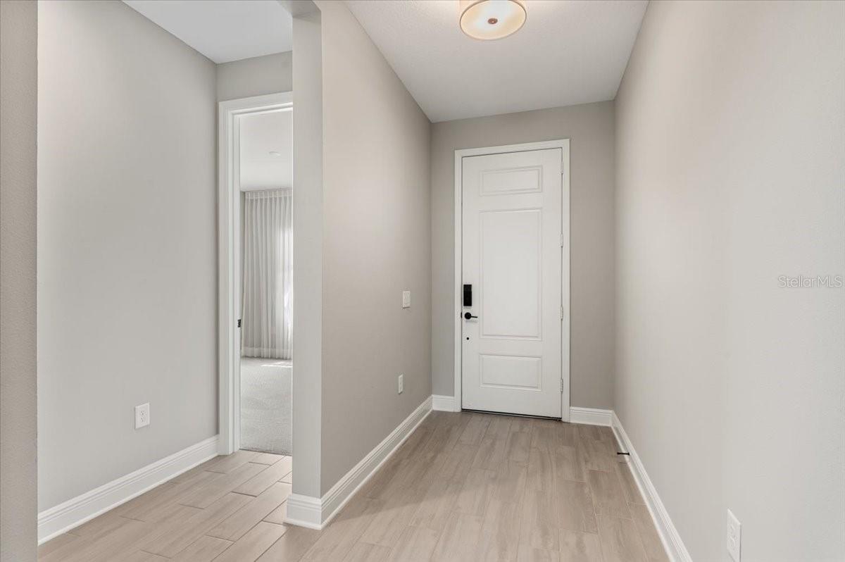 Image 7 of 60 For 10214 Crystal Isles Circle