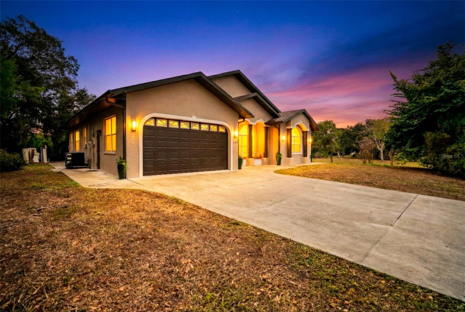 Image 4 of 45 For 333 Orduna Drive