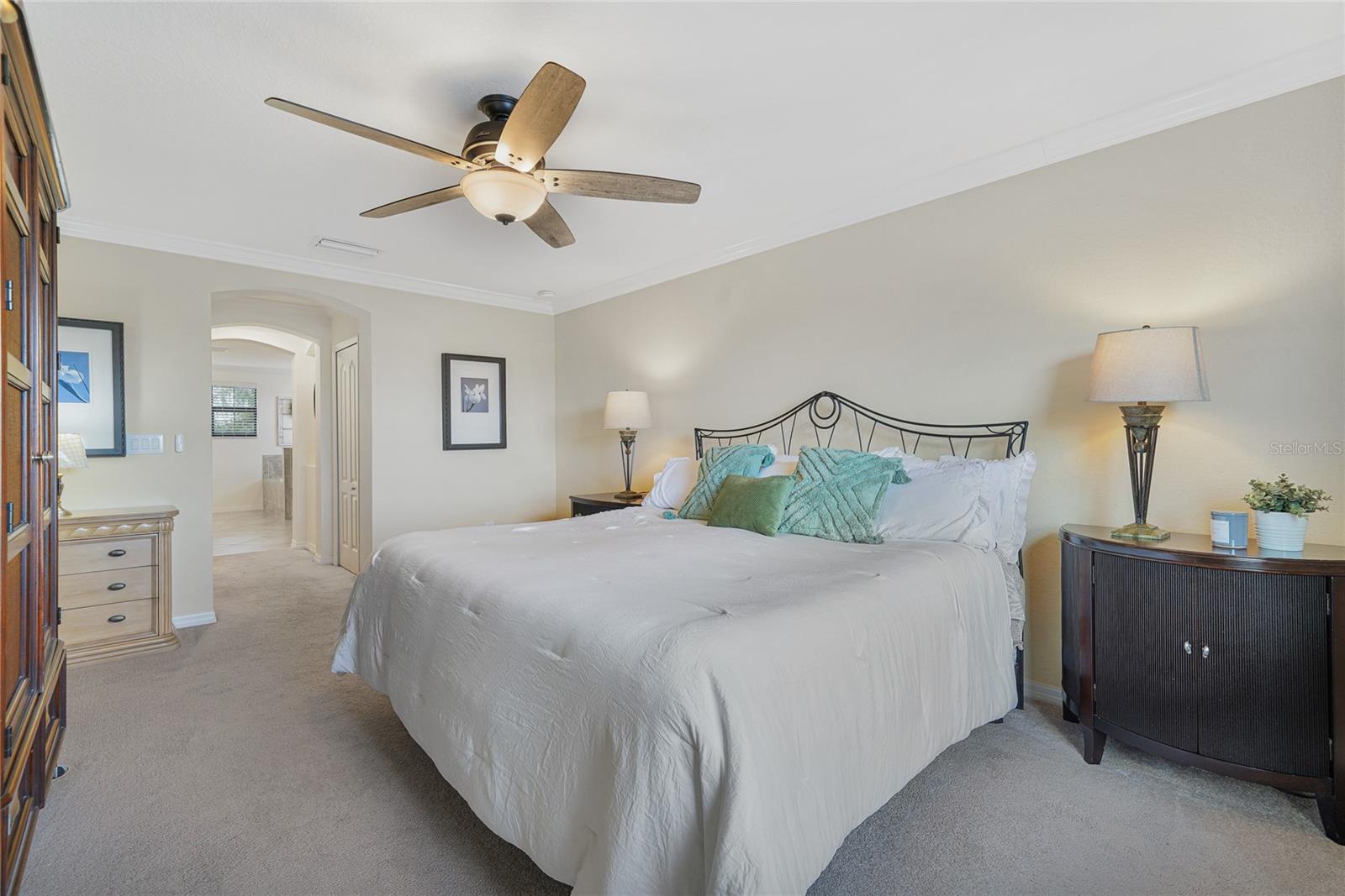 Image 16 of 46 For 517 Mimosa Court
