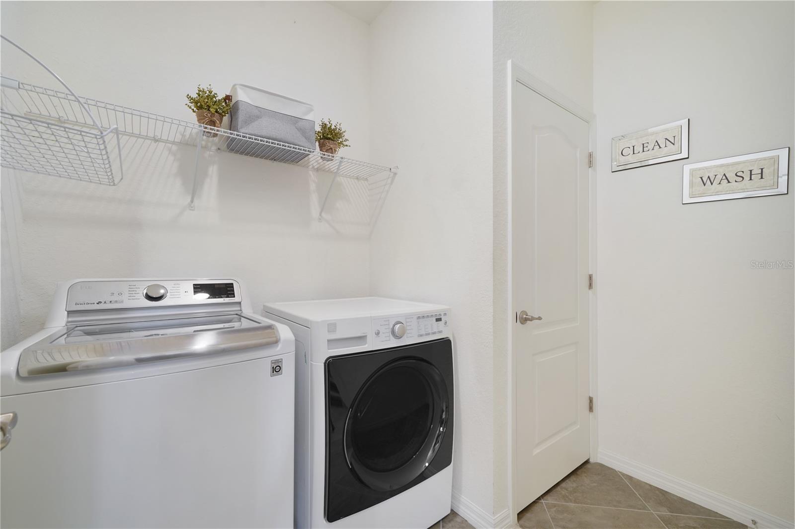 Image 19 of 46 For 517 Mimosa Court