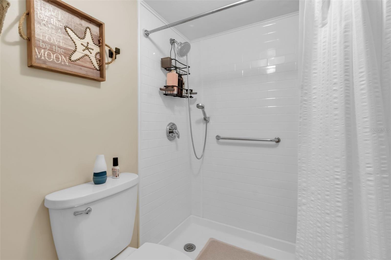Image 24 of 37 For 4210 Ironwood Circle 403j