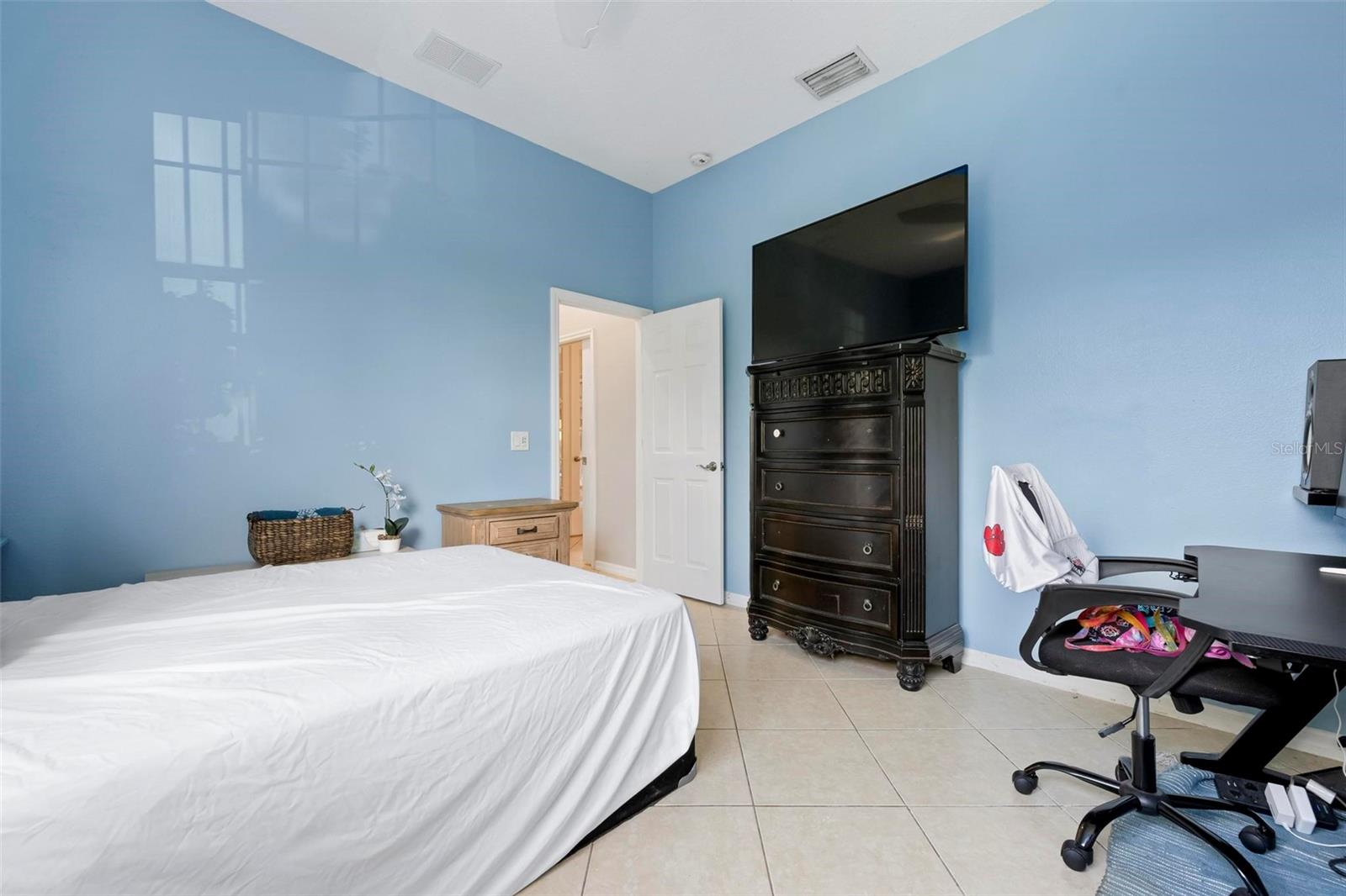 Image 38 of 72 For 22610 Night Heron Way
