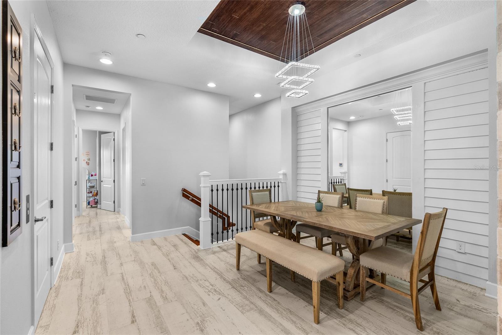 Listing photo id 30 for 319 Compass Point Drive 201