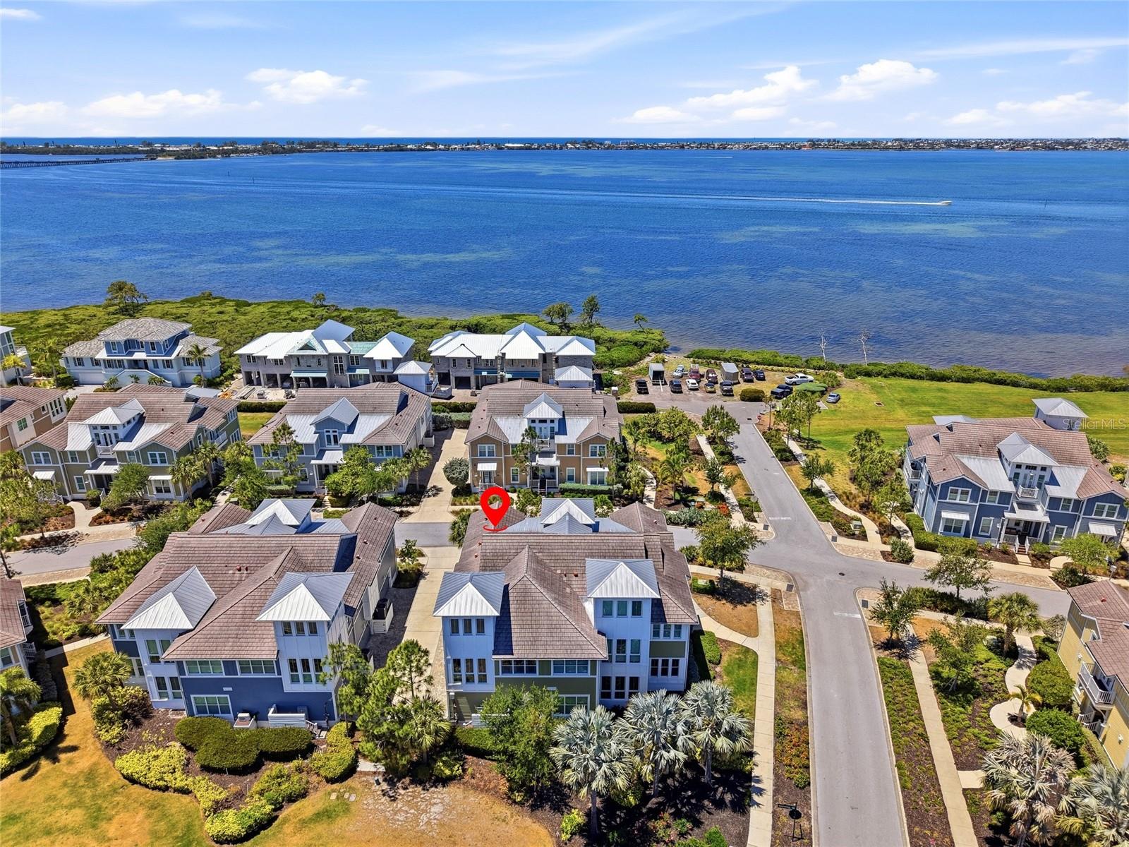 Listing photo id 34 for 319 Compass Point Drive 201