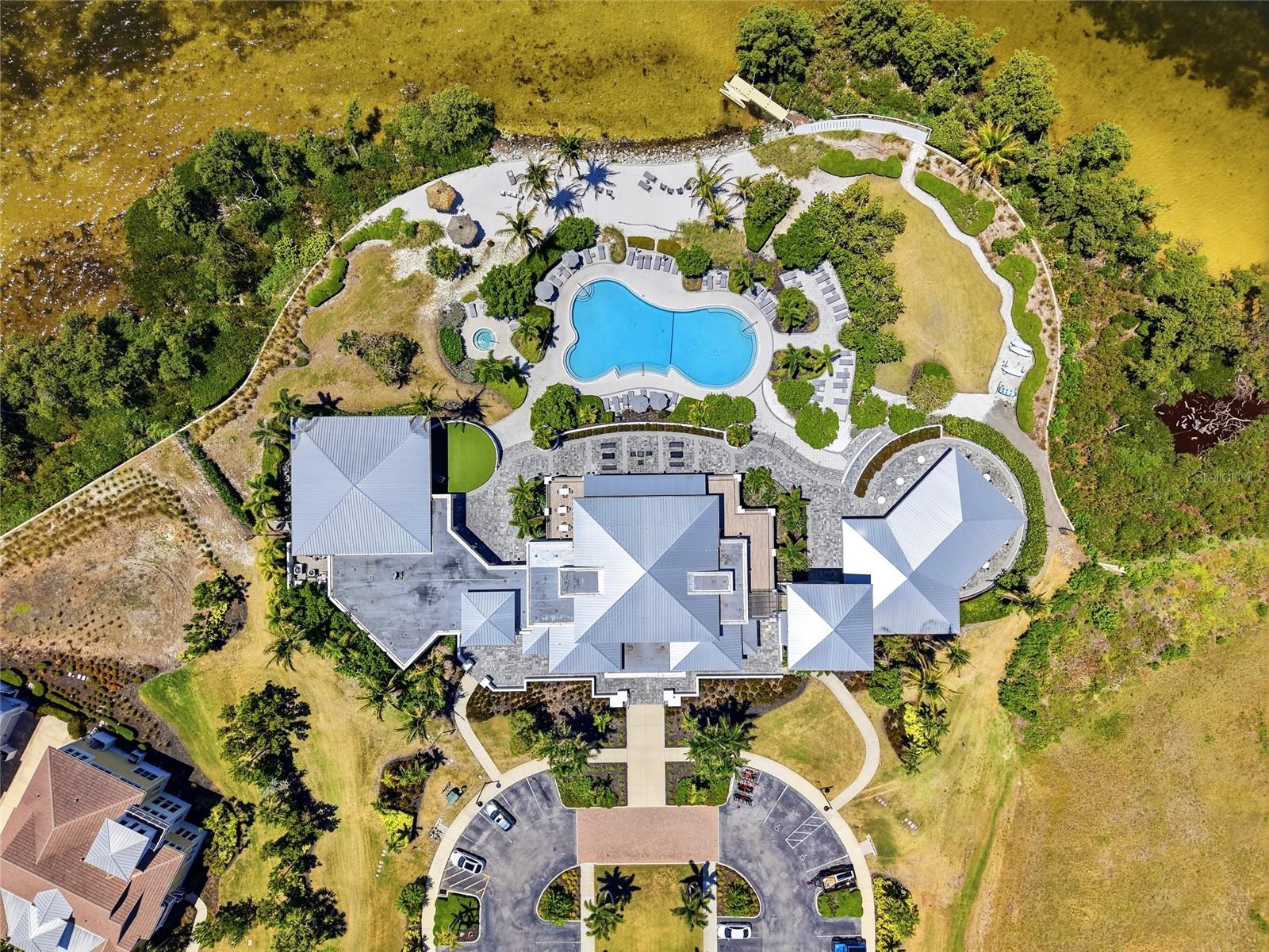 Listing photo id 43 for 319 Compass Point Drive 201