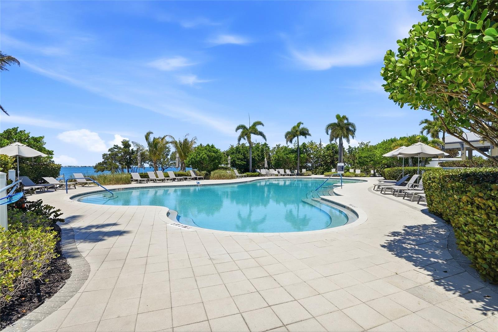 Listing photo id 45 for 319 Compass Point Drive 201