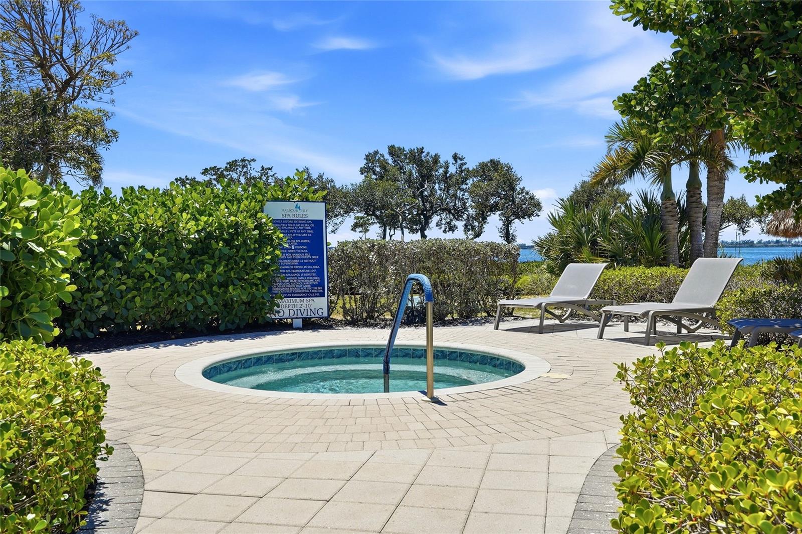 Listing photo id 47 for 319 Compass Point Drive 201
