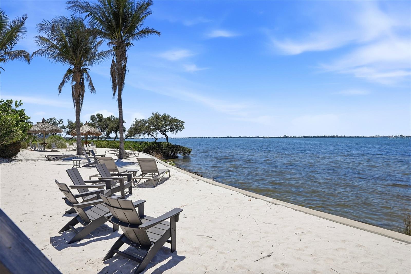 Listing photo id 48 for 319 Compass Point Drive 201