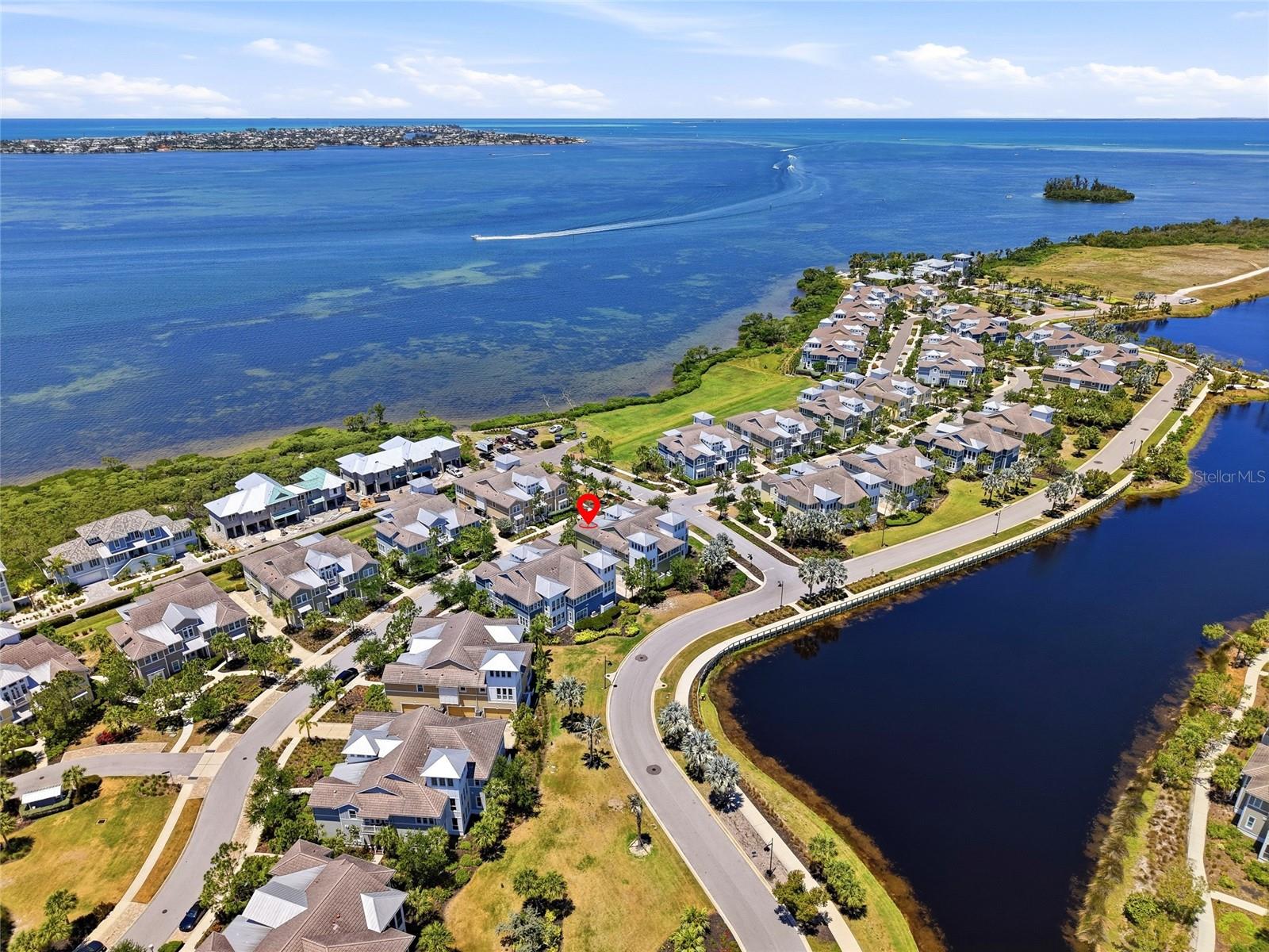 Listing photo id 55 for 319 Compass Point Drive 201