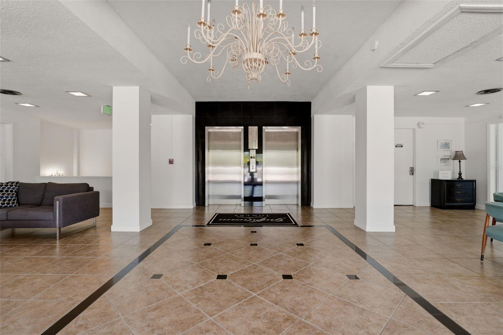 Image 36 of 71 For 33 Gulfstream Avenue 704