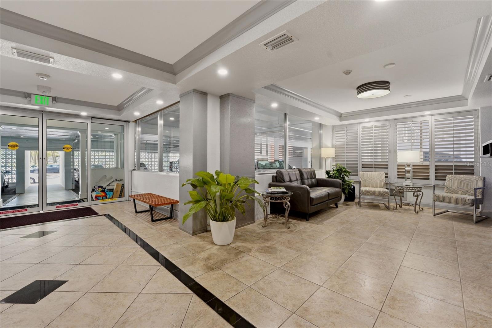 Image 42 of 71 For 33 Gulfstream Avenue 704