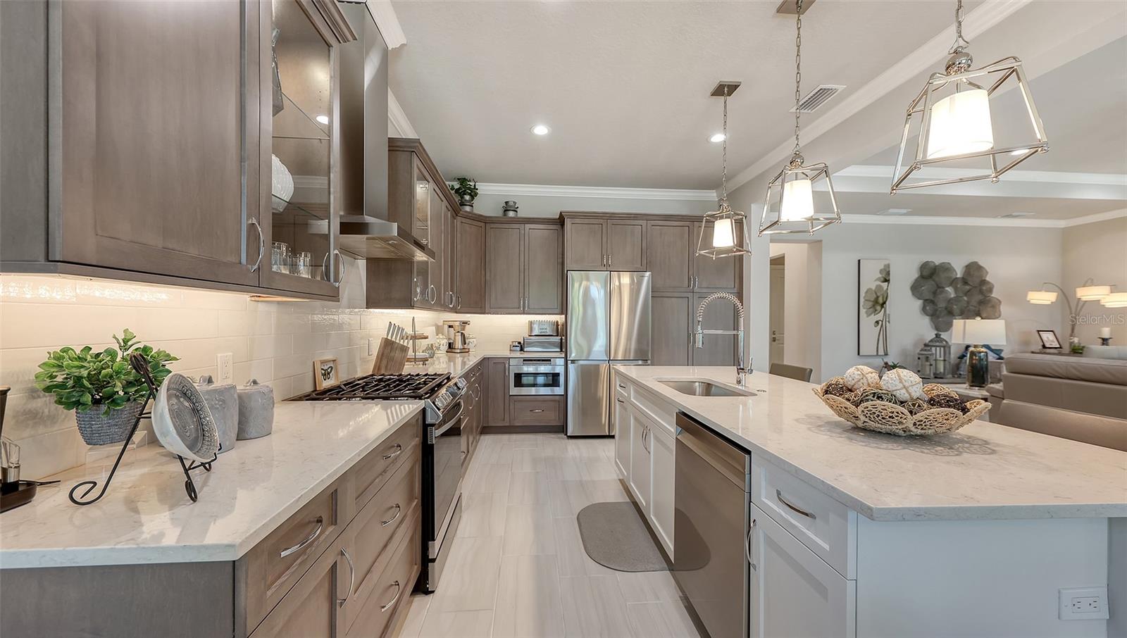 Image 14 of 63 For 7724 Sandhill Lake Drive